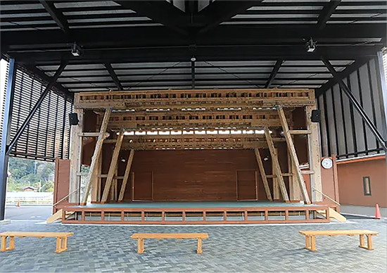 島根県大田市/道の駅ごいせ仁摩/イベントステージについて