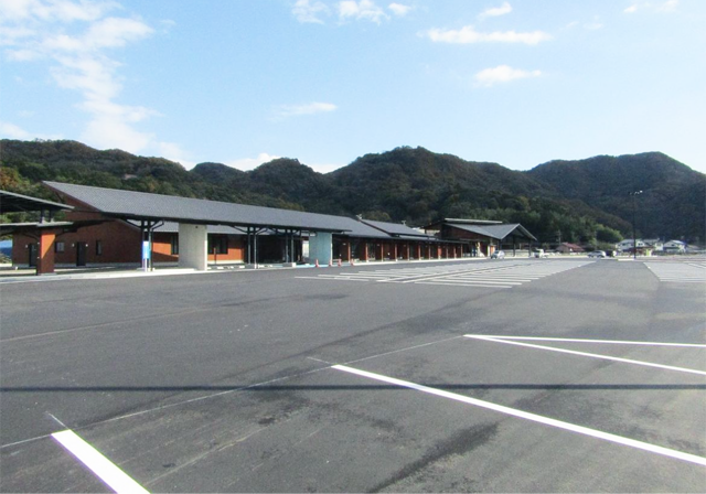 島根県大田市/道の駅ごいせ仁摩/施設案内